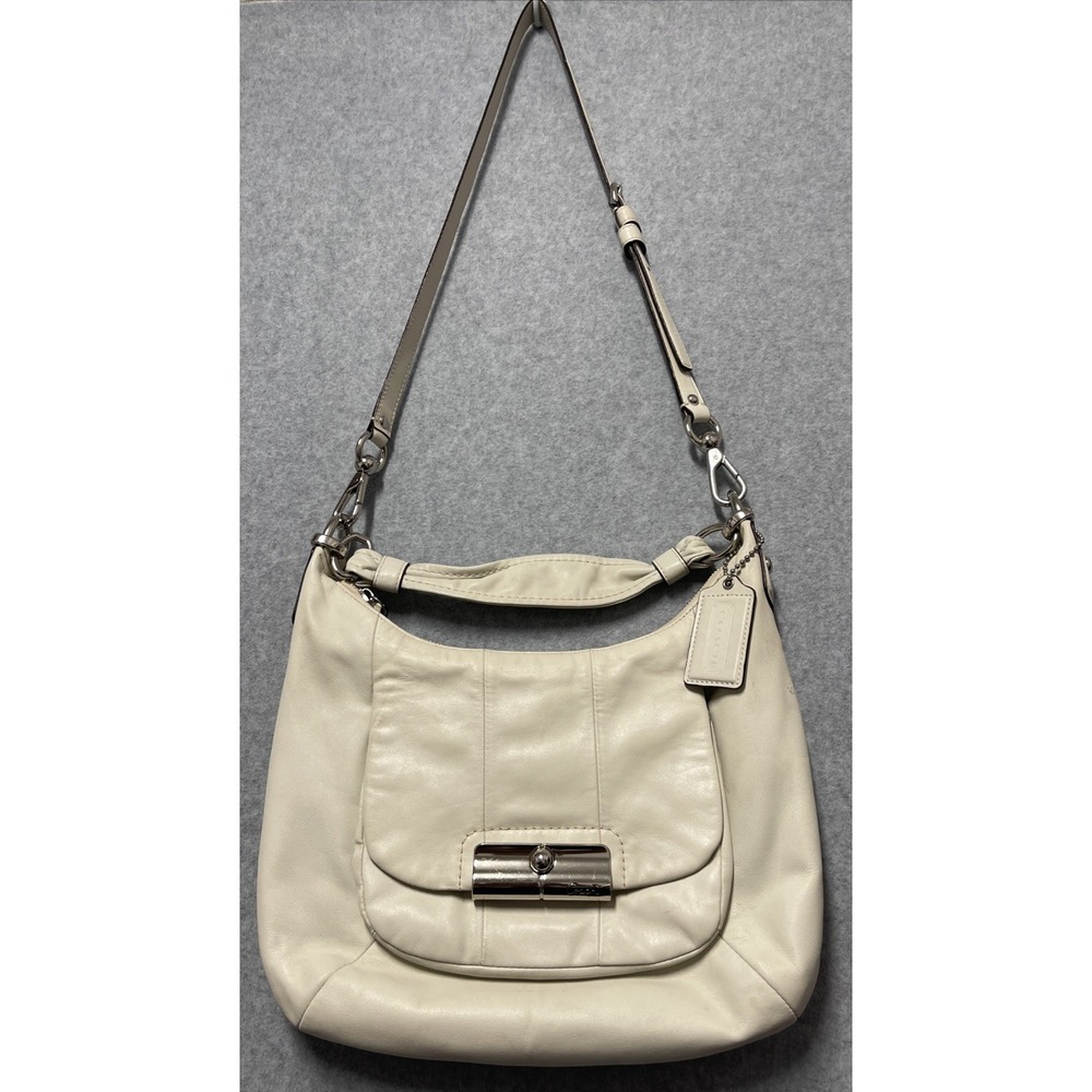 VTG Coach Kristin 16808 Leather Shoulder Bag Gusseted Pocket Latch Purse
